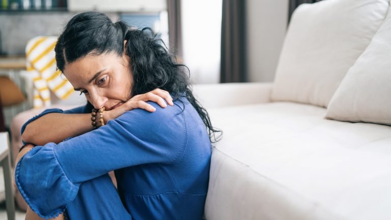 persona-con-depressione e disturbi psico-somatici